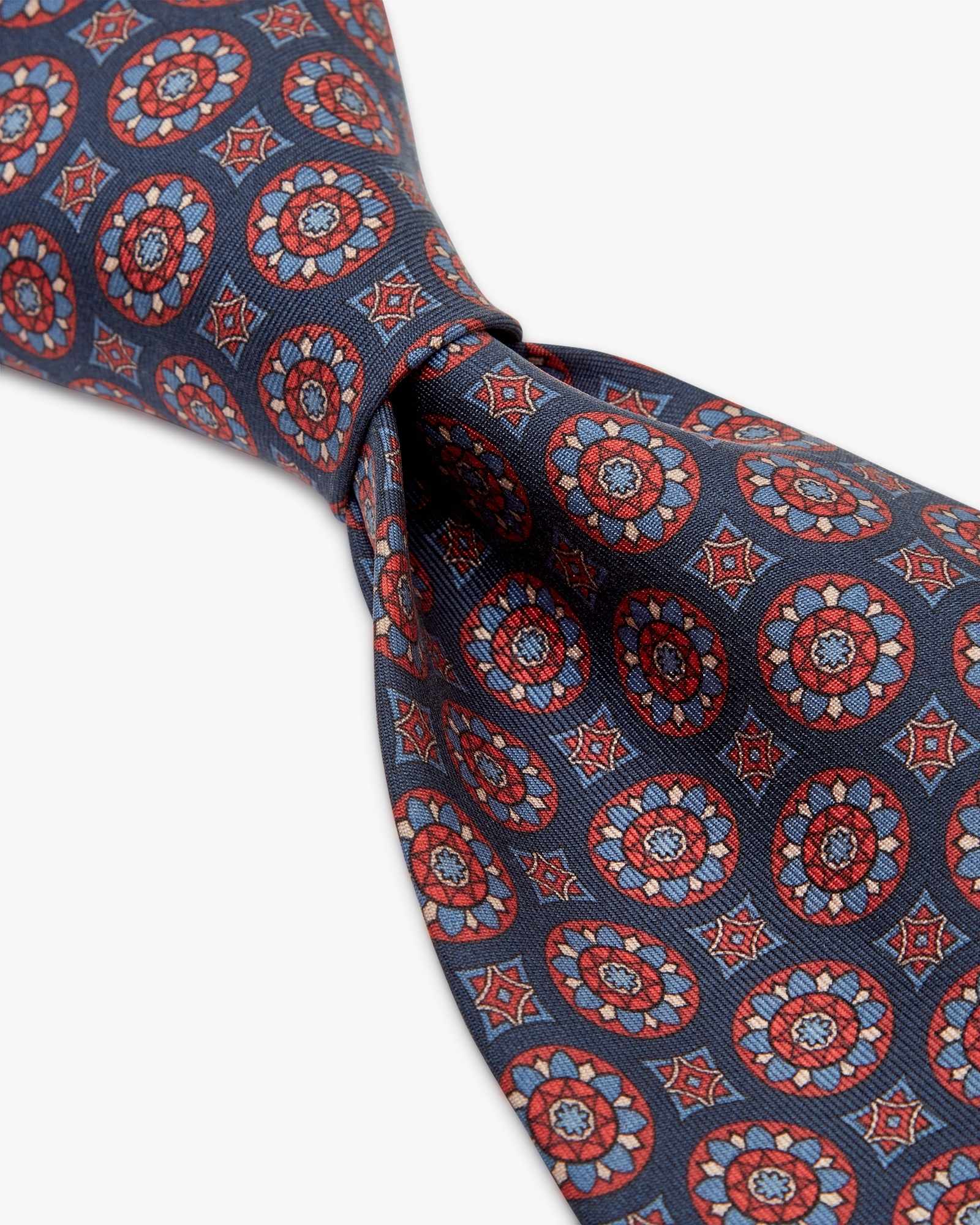 Cravatta 3 Pieghe In Seta Italiana Stampata Con Medaglioni - Blu Rosso