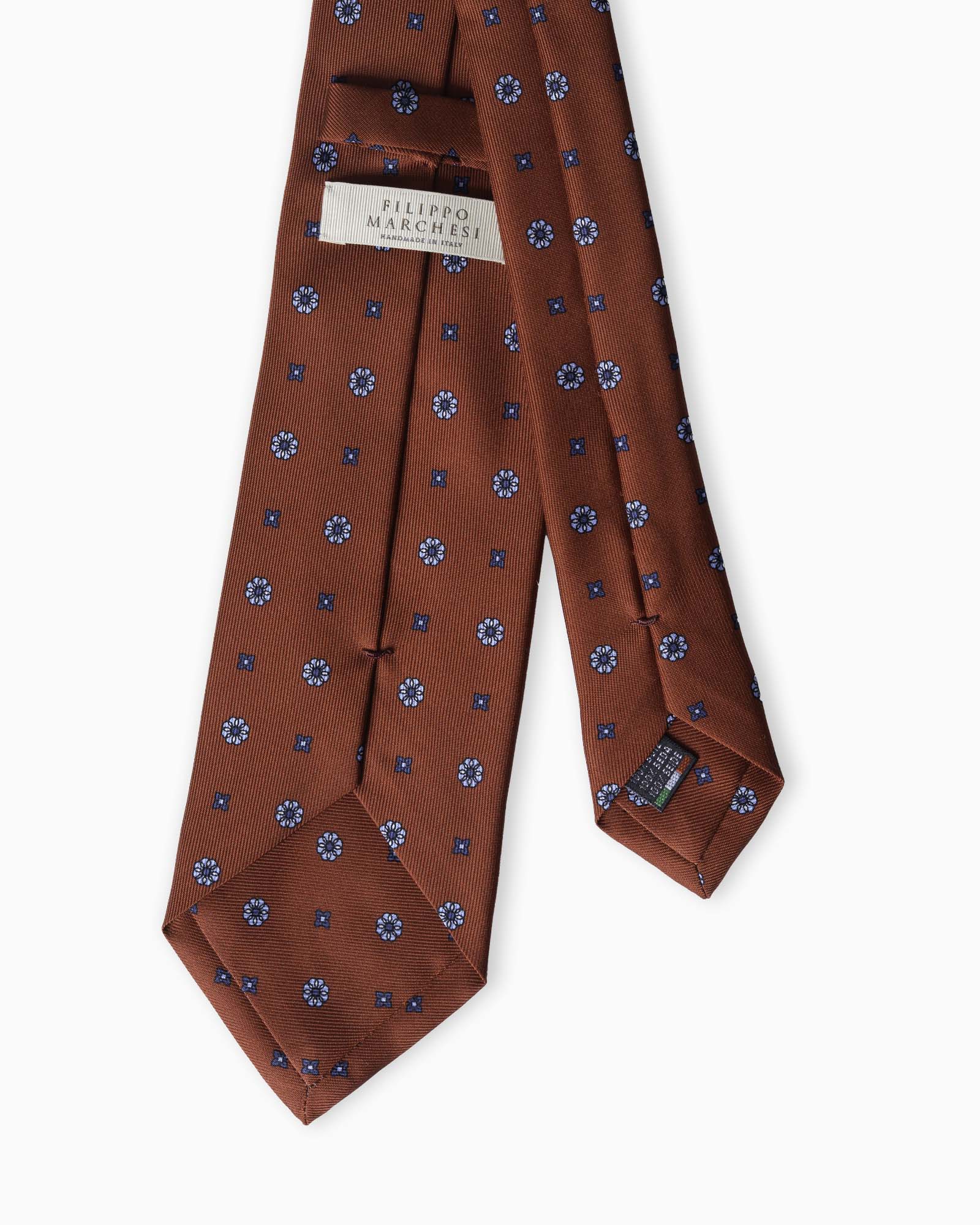 Italian English silk tie made in Italy in red with elegant geometric floral motif