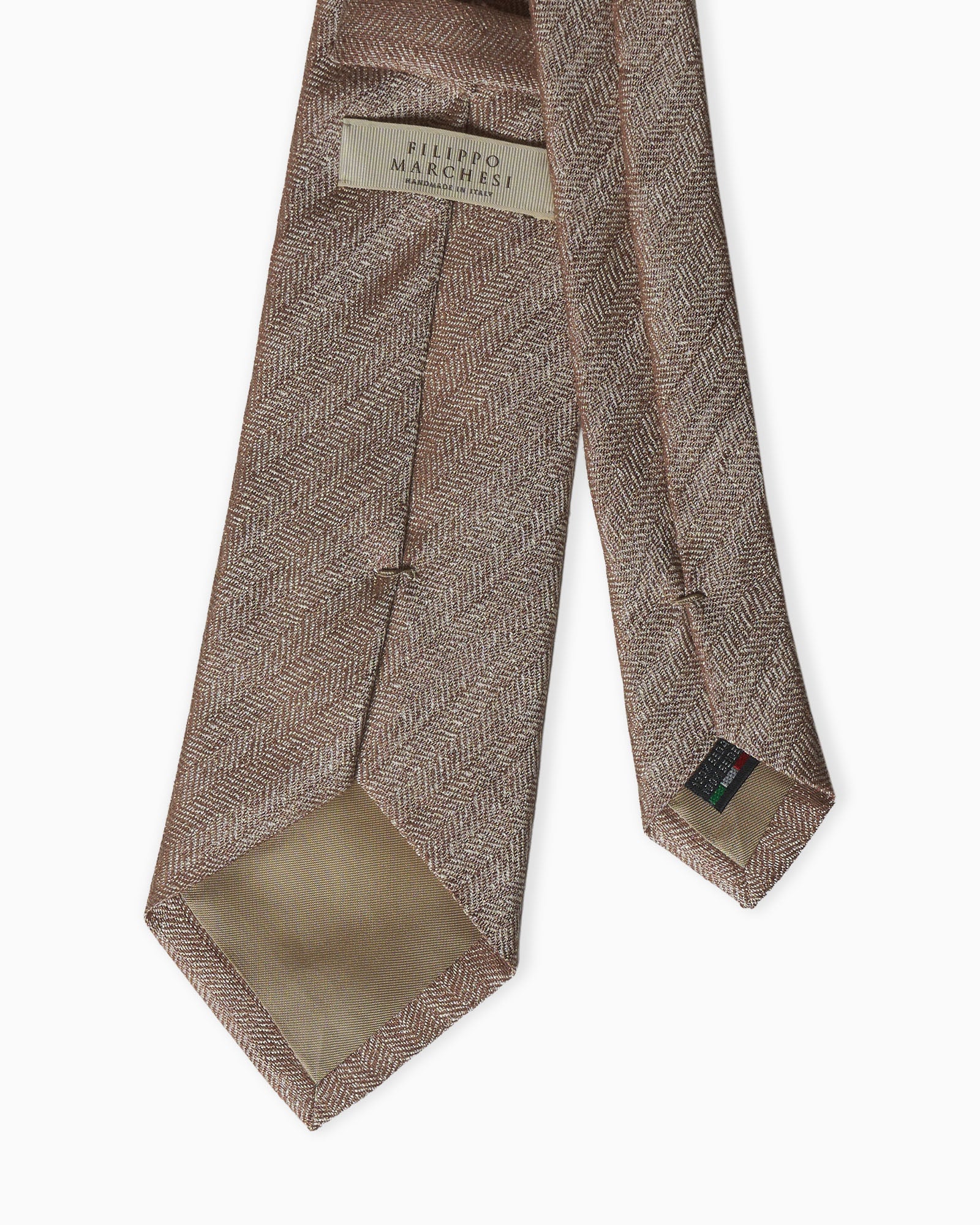 Beige artisanal 3-fold silk tie in jacquard with woven chevron motif