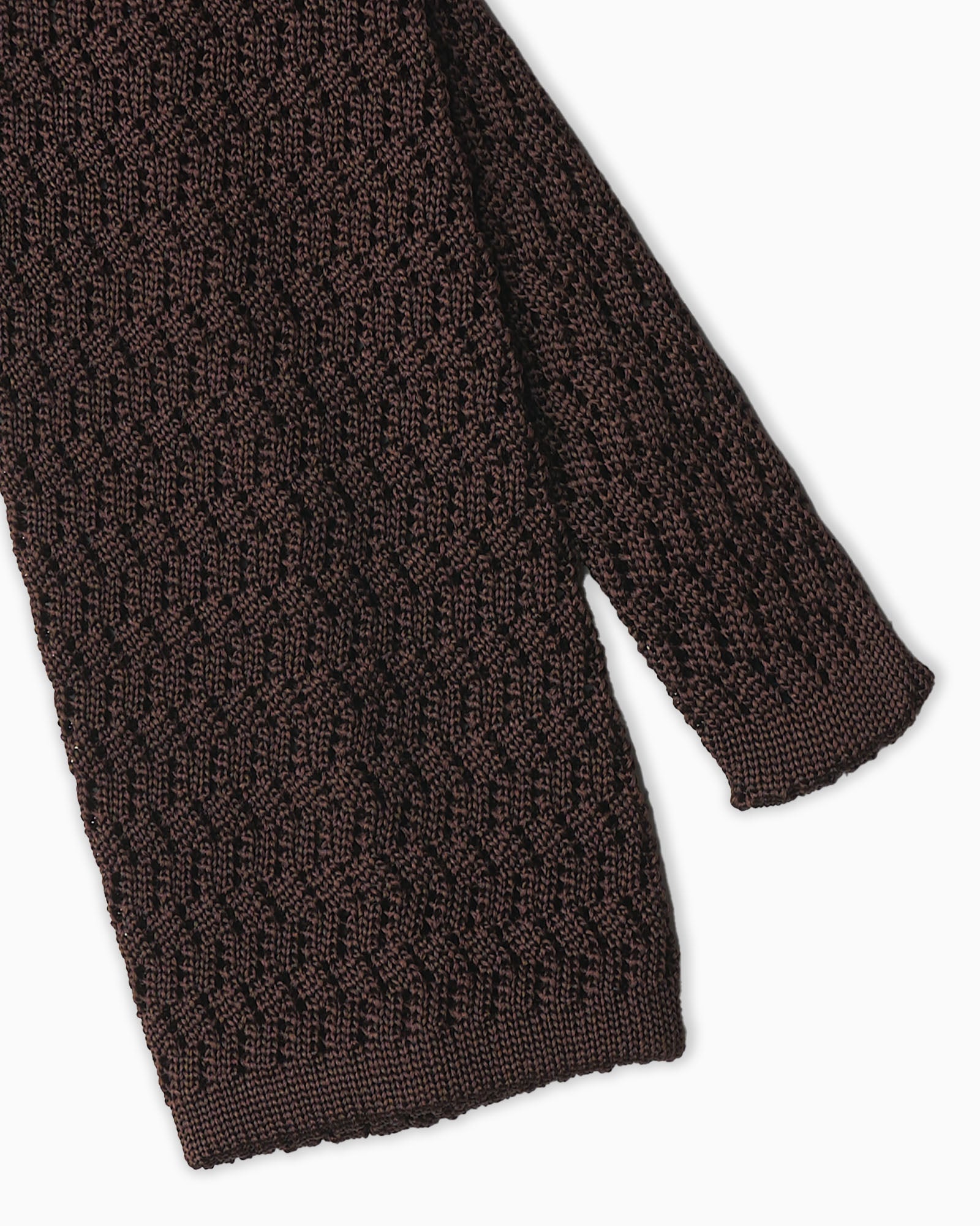 Brown knitted tie crafted in Italy with zigzag weave detail